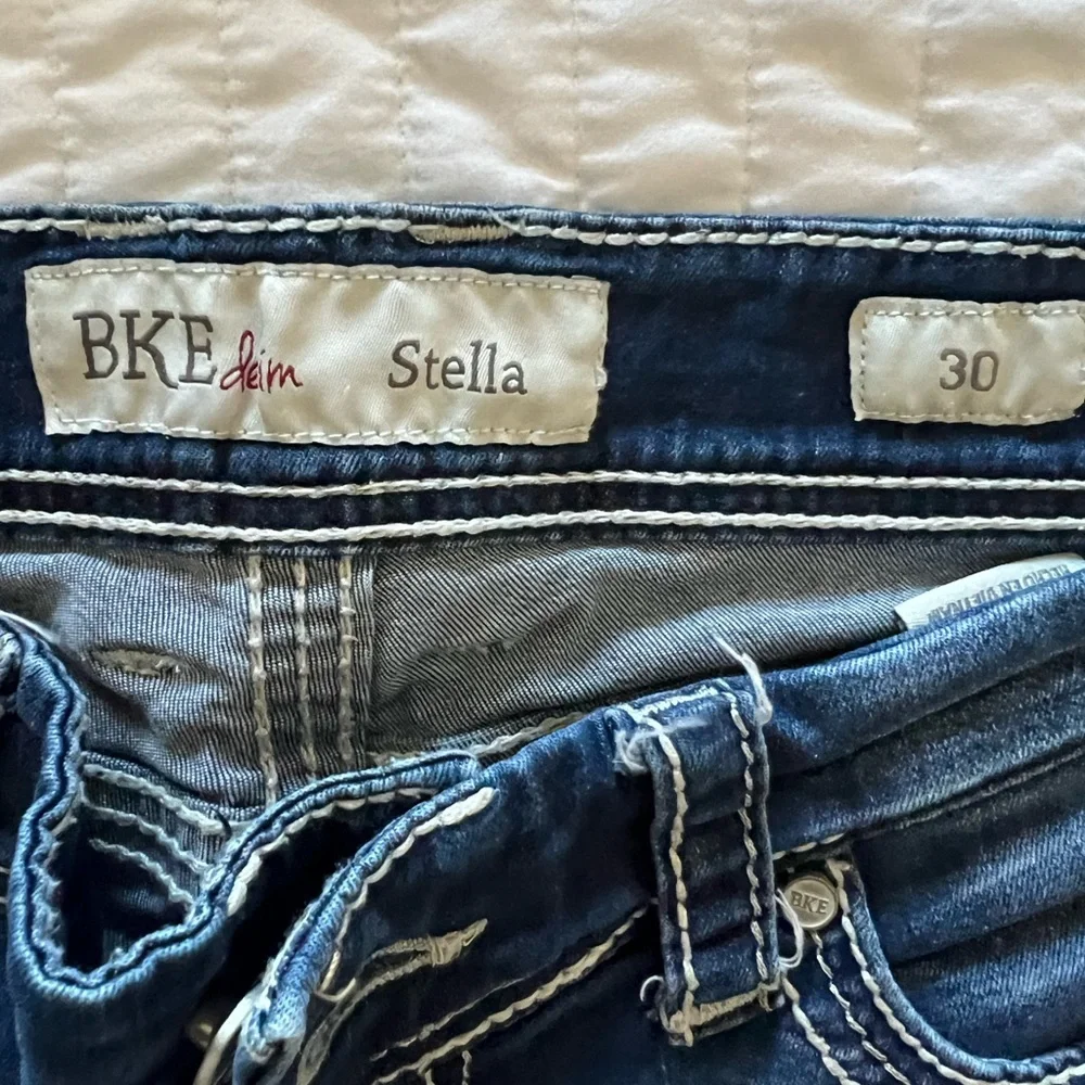 Capris - Picture 2 of 3